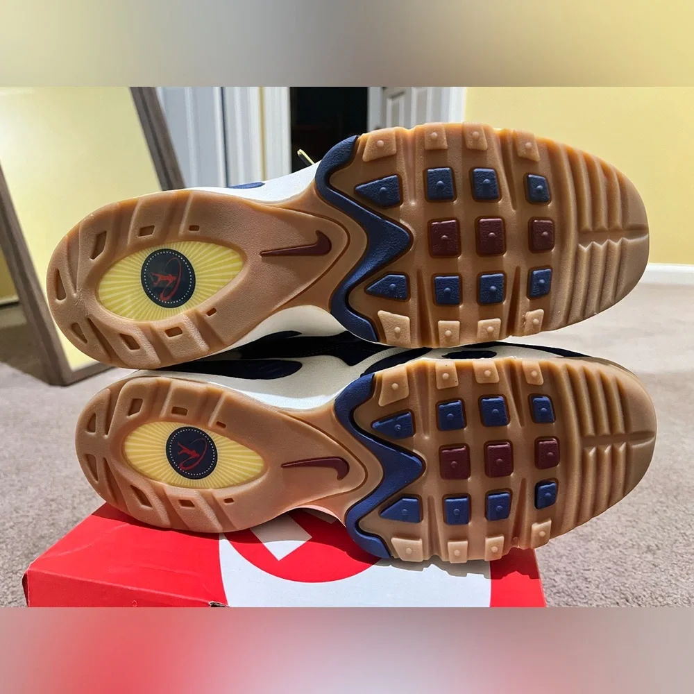 Nike stylish navy